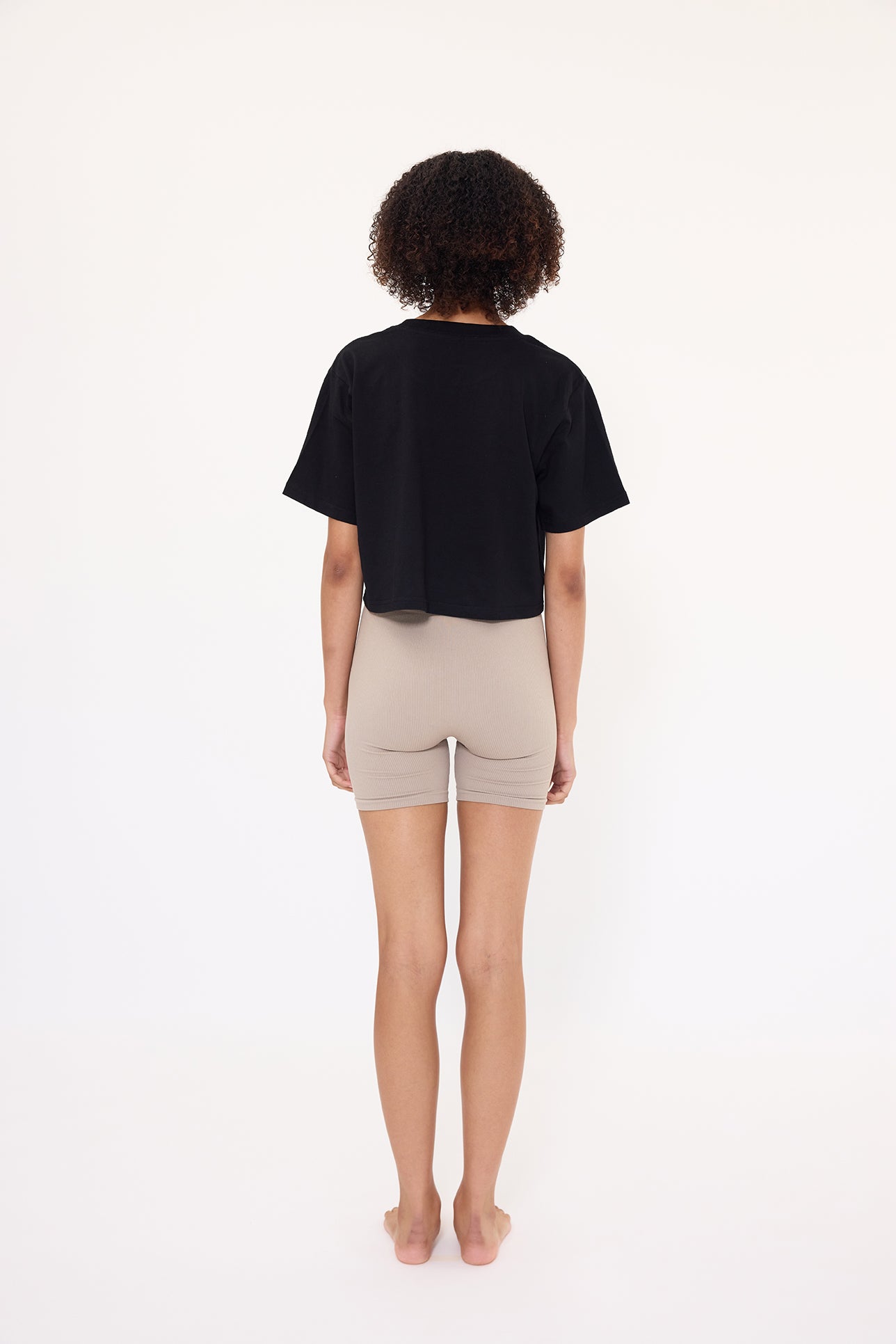 Circle Crop Tee- Black