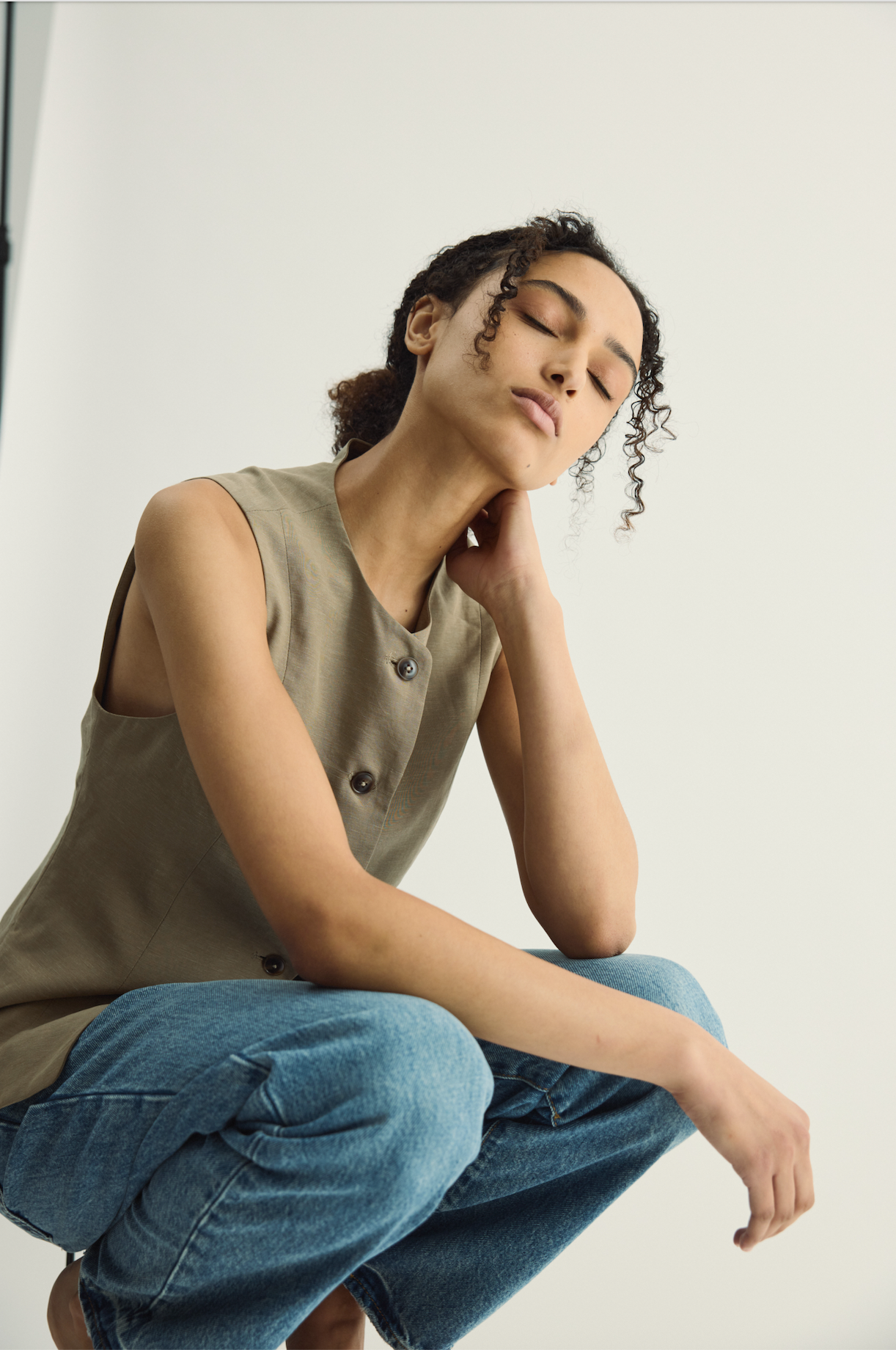 Button Vest - Olive